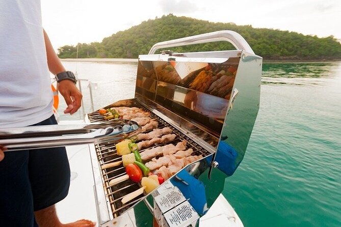Angra & Ilha Grande From Rio: Boat Tour With Barbecue and Drinks - Key Points