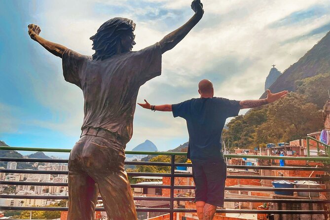 Favela Tour -The path of Michael Jackson in Rio - Discover Rio’s Santa Marta Favela and Michael Jackson’s Path in this Unique Tour