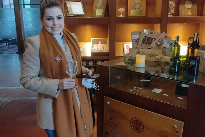 Wine Tour with Premium Tastings - FAQs