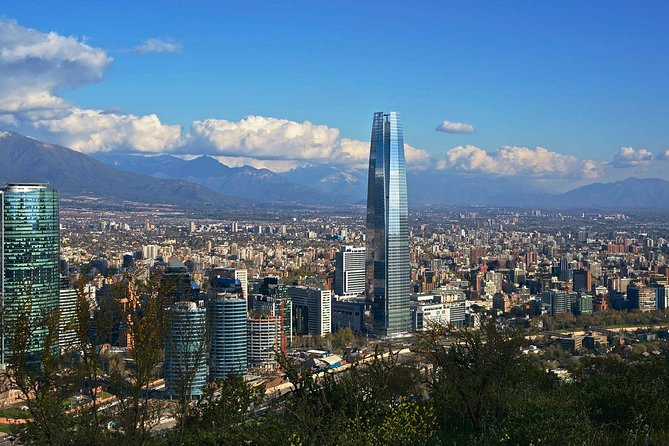 Santiago: Half Day tradicional city Tour - In The Sum Up