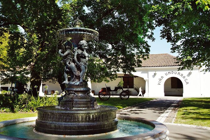 Full Day Trip to Isla Negra, Pomaire & Undurraga Vineyard - Small Group - A Deep Dive into the Full Day Experience