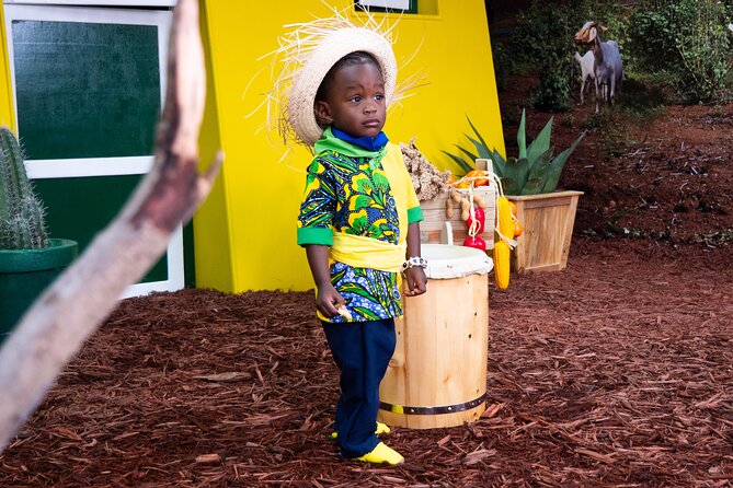 Photoshoot Activity with Traditional Curacao Attire - Exploring the Experience: Step-by-Step