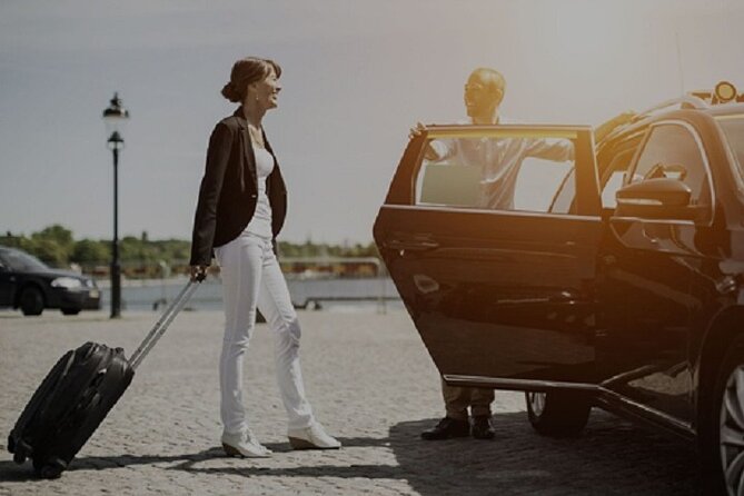 St. Maarten Private RED CARPET Airport pick up and transfers - Final Thoughts: Who Should Book This?