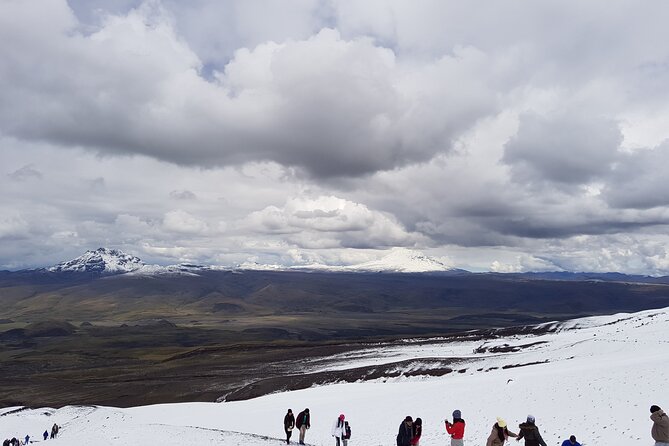 Cotopaxi and Quilotoa Volcano Tour - Lunch & Tickets included - FAQ