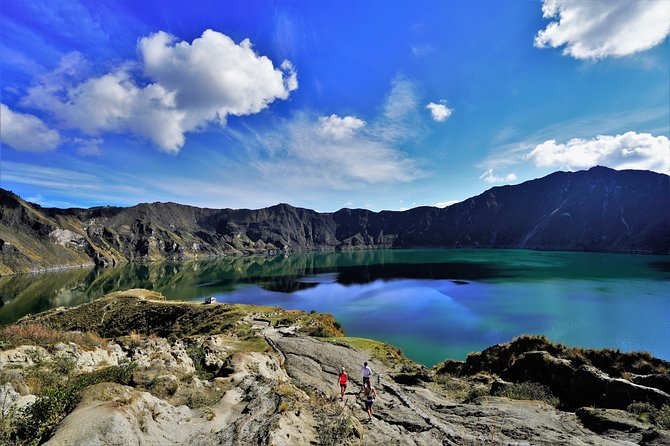 8-Day Ecuador Trekking the Avenue of Volcanoes from Quito - Key Points