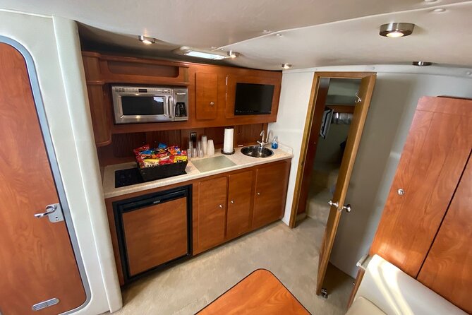 Private Luxury 45' Bay Cruiser Tour in San Diego: Suitable for Any Events - A Deep Dive into the Luxury Bay Cruiser Experience