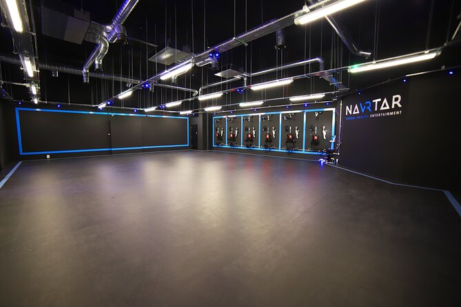 Epic 60 Minute Free-Roam Virtual Reality Experience at Navrtar - Who Will Love This?