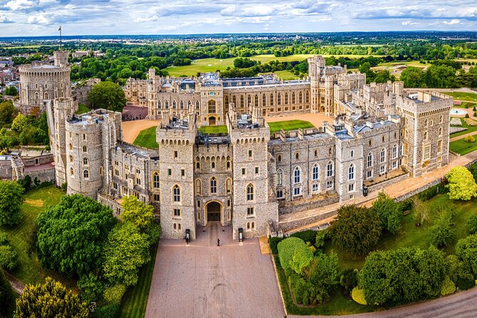Private Chauffeured Tour to Windsor Castle from London - Discovering Windsor Castle in Style