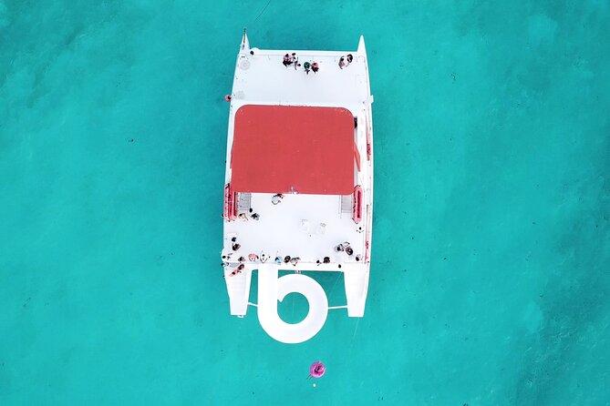 Cancun Baby Dancer Catamaran Party - Key Points