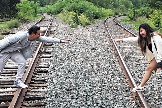 Niagara Falls Walking Tour with Chocolate, Views and Lock Bridge - Who Will Enjoy This Tour?