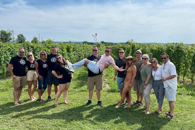 Lunch in the Vineyard: A Scenic Niagara Wine Tour Experience - Tasting and Food Inclusions