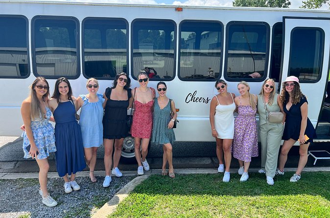 Niagara-on-the-Lake Early Afternoon Wine, Cheese and Spirits Tour - Who Will Love This Tour?