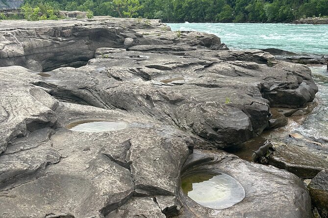 Niagara River Gorge Whirlpool Rapids Hiking Tour (USA) - Who Is This Tour Best For?