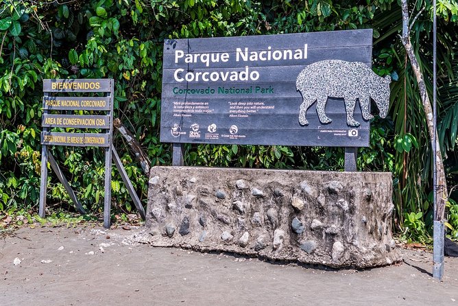 Corcovado Deluxe & Arenal Volcano Expedition 8D/7N Vacation Package - Key Points