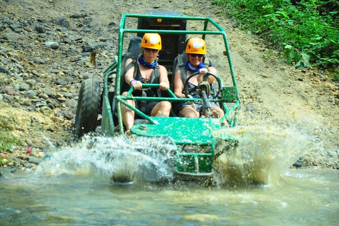 Dune buggy and Party Boat - An In-Depth Look at the Tour Experience