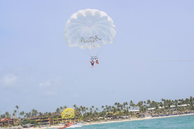 Parasailing in Punta Cana - What Are the Pros and Cons?