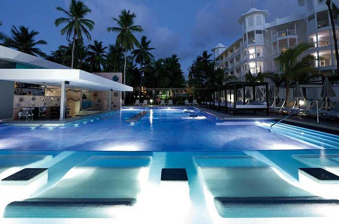 Private Transfer Punta Cana Airport to/from Riu Palace Macao - The Sum Up