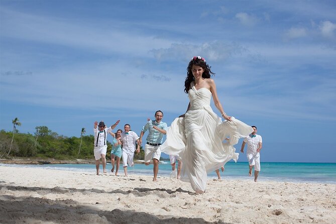 Punta Cana wedding photographer, Wedding ceremony - Who Should Consider This Tour?