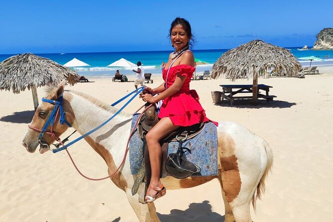 Punta Cana Horse Riding for Beaches in Field - Punta Cana Horse Riding for Beaches in Field: A Genuine, Scenic Ride Along Uvero Alto