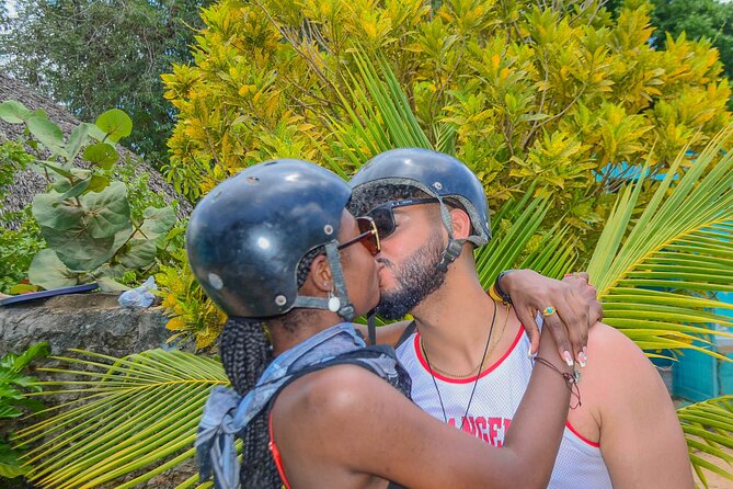 Punta Cana Horseback Ride: Jungle, Macao Beach & Free Pick Up - FAQ