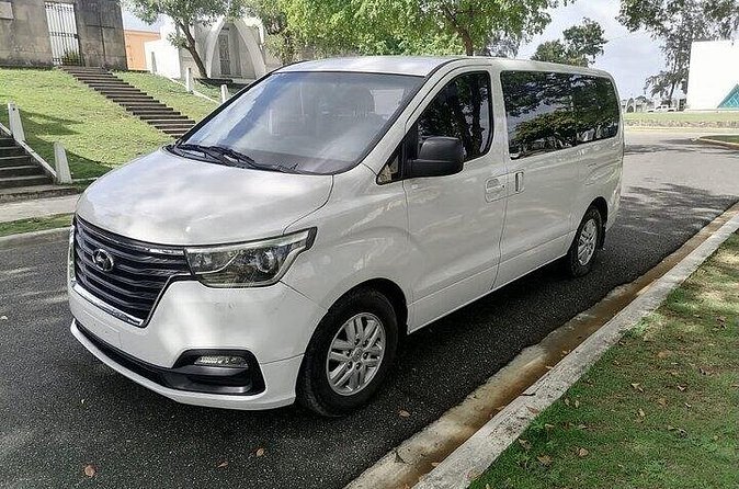 Private Punta Cana Airport Ground Transfers - Who Is This Transfer Service Best For?