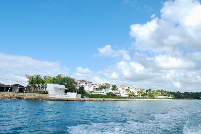 Saona Island and Chavon River Tour with Lunch and Drinks - Key Points