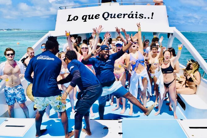 Private Catamaran Cruise with Slide & unlimited drinks - Key Points