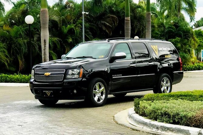 Luxury Suburban Airport Transfer  Premium Service in Punta Cana - An In-Depth Look at the Punta Cana Luxury Transfer Experience