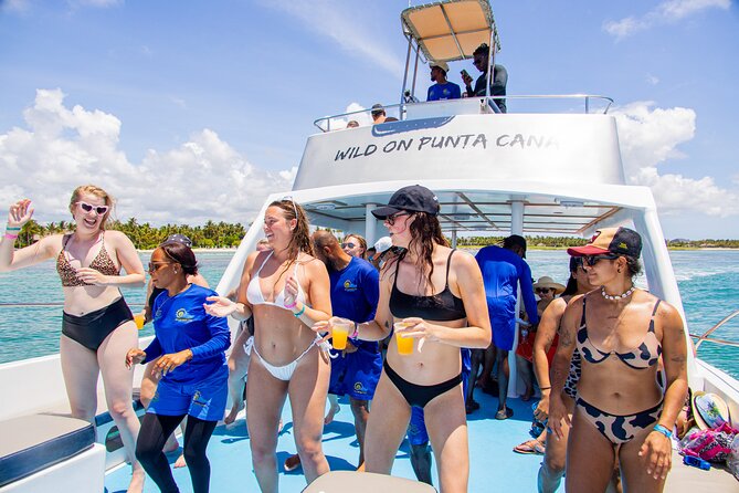 Half-Day Guided Catamaran Cruise in the Caribbean Sea - The Sailing Experience: Sights and Sounds