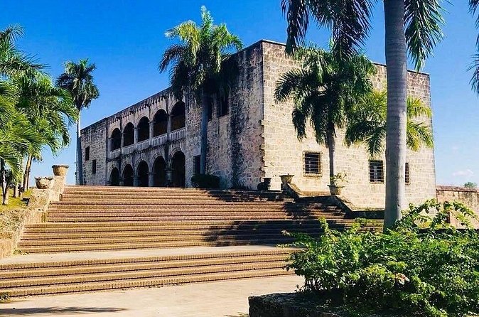History Santo Domingo City Tour With Lunch Included - Authentic Experiences and Insights from Reviewers