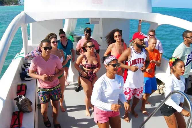 Party Boat Experience in Punta Cana - Key Points