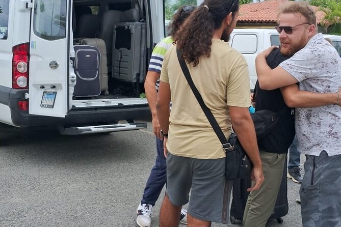 Private Group Transfer Punta Cana Airport to Bayahibe Bus - Quick Overview of the Private Transfer from Punta Cana Airport to Bayahibe