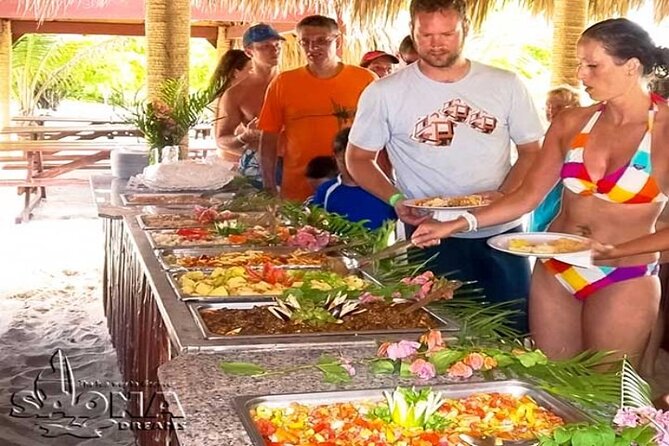 Saona Island Tour by Catamaran & Speedboat  Punta Cana - Speedboat to the Sea Swimming Pool