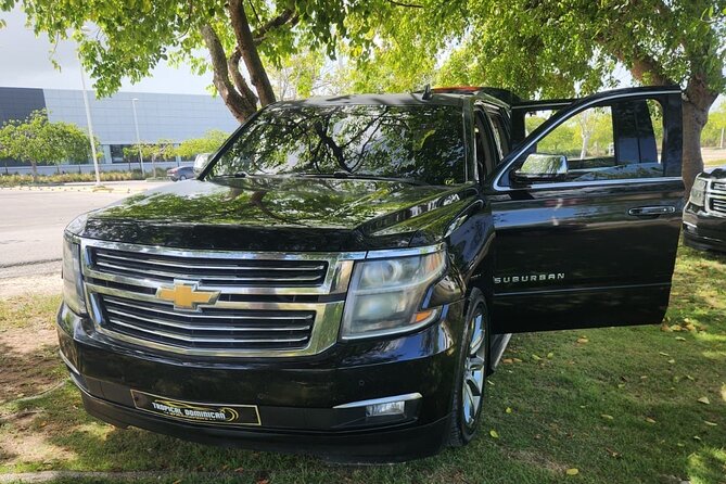 Roundtrip Executive Transfer from Punta Cana Airport (PUJ) - Easy and Comfortable Start to Your Uvero Alto Trip