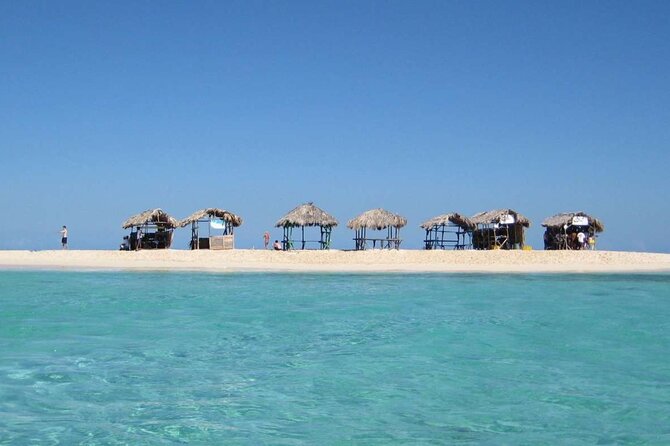Visit Paradise Island Cayo Arena from Puerto Plata - Who Will Appreciate This Tour