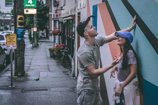 Nashvilles Downtown Discovery A Walk Through Music - Key Points