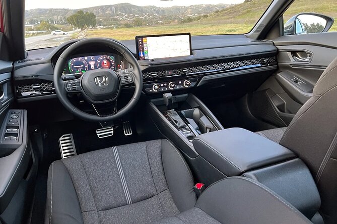 Reliable Airport Transfer to Downtown Nashville - Who Is This Service Best For?