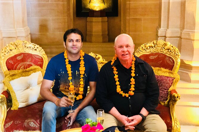 All Inclusive One Day Agra Tour From Delhi - The Itinerary: What to Expect on Your Day Trip