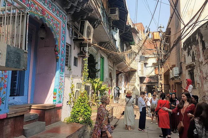 3-hour Old Delhi Heritage Walking tour with Rickshaw Ride - What Travelers Can Expect
