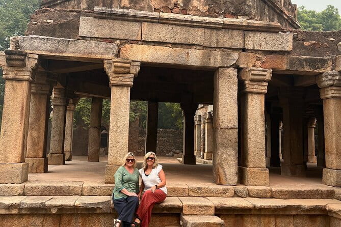 Delhi 360° : Covering all the aspects of Delhi with Female Guide - Transportation and Overall Experience