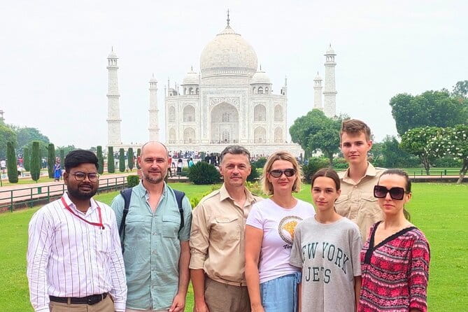 Taj Mahal, Agra Fort, Baby Taj Tour from Delhi by Superfast Train - FAQ