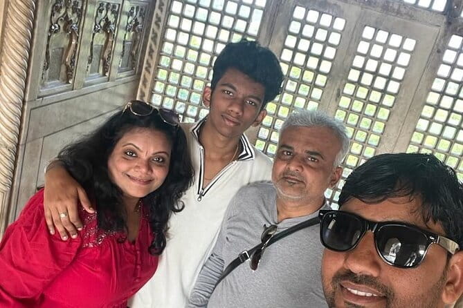 All-Inclusive Private Tour From Delhi To The Taj Mahal - Practical Details: Transportation, Timing, and Comfort