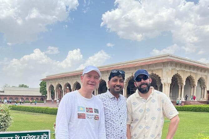 All-Inclusive Private Tour From Delhi To The Taj Mahal - A Closer Look at the Experience