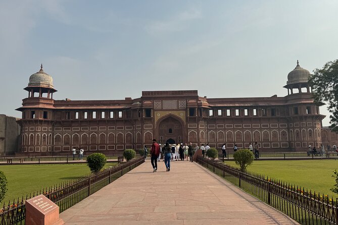 Agra Private Day Tour with Guide and Transportation - What Makes This Tour Stand Out