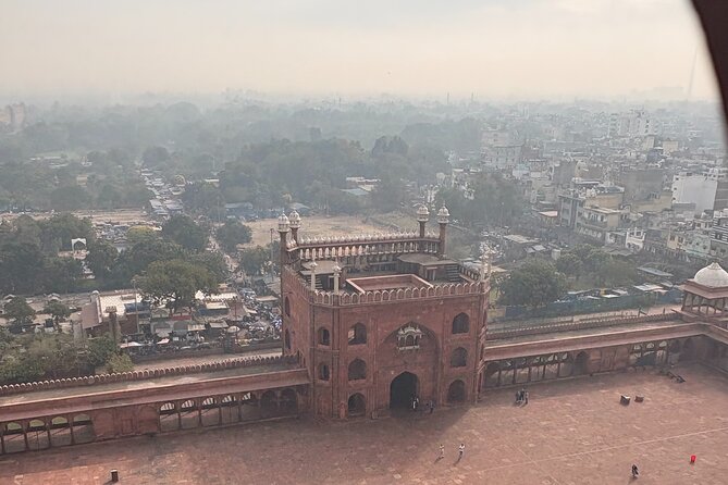 Tour to Old Delhi with Guide and Pickup - An In-Depth Look at the Tour Experience