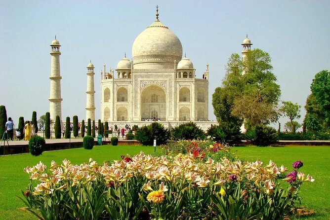 Taj Mahal Day Trip from Delhi by Superfast Train - Lunch at a 5-Star Hotel: A Taste of Luxury