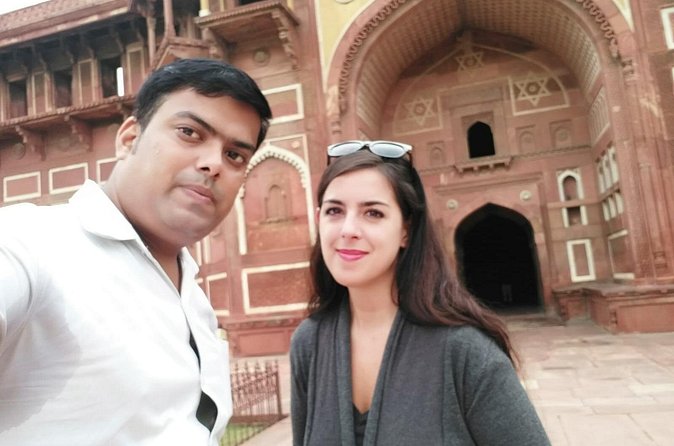 Taj Mahal Day Trip from Delhi by Superfast Train - Return to Delhi: Relaxing Train Ride Home