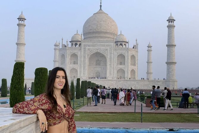 Same Day Taj Mahal, Agra Fort & Baby Taj Tour from Delhi - Visiting the Taj Mahal: An Icon Like No Other