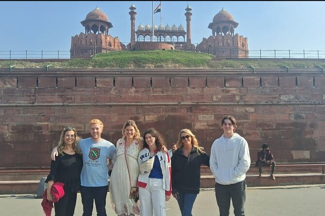 Old And New Delhi Private Guided Tour With Entrances- 8 Hours - An In-Depth Look at the Old and New Delhi Private Guided Tour