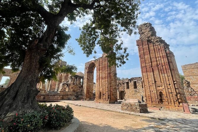 Old and New Delhi Private Full Day Tour - Expert Guided Service - Why This Tour Offers Great Value